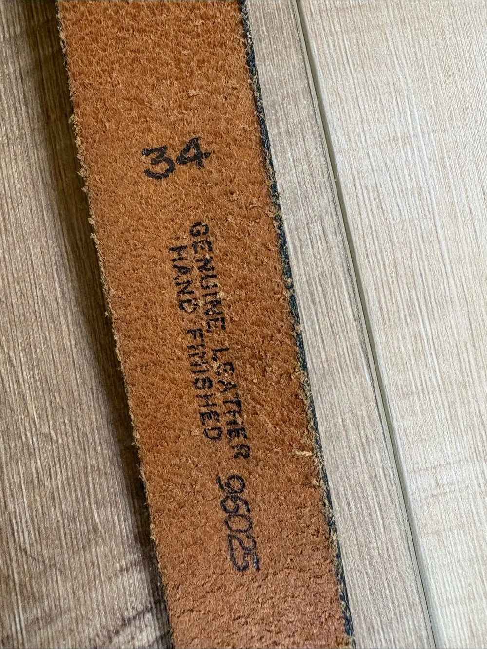 Chambers Hand Finished Leather Floral Embossed Belt. Size 34